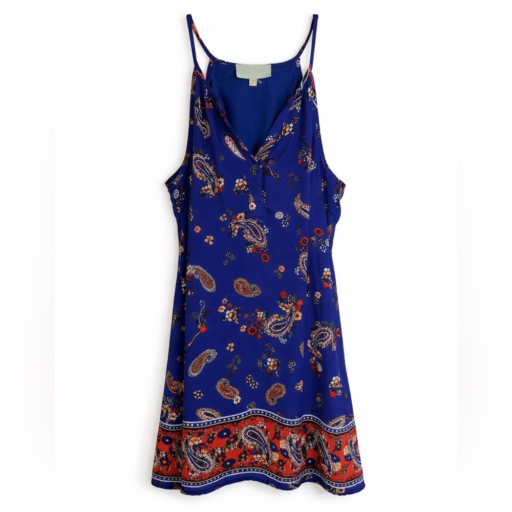 Skies Are Blue Vivid Paisley Medium Boho Blue Floral Flaws